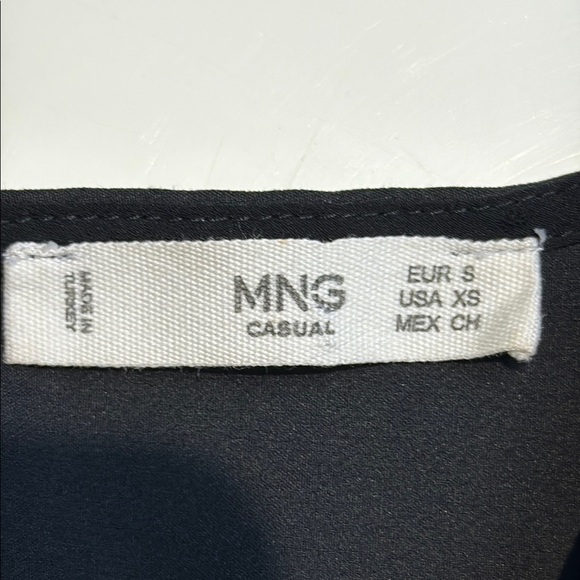 Mango Black Tank Top with Sleek Design - Picture 3 of 6